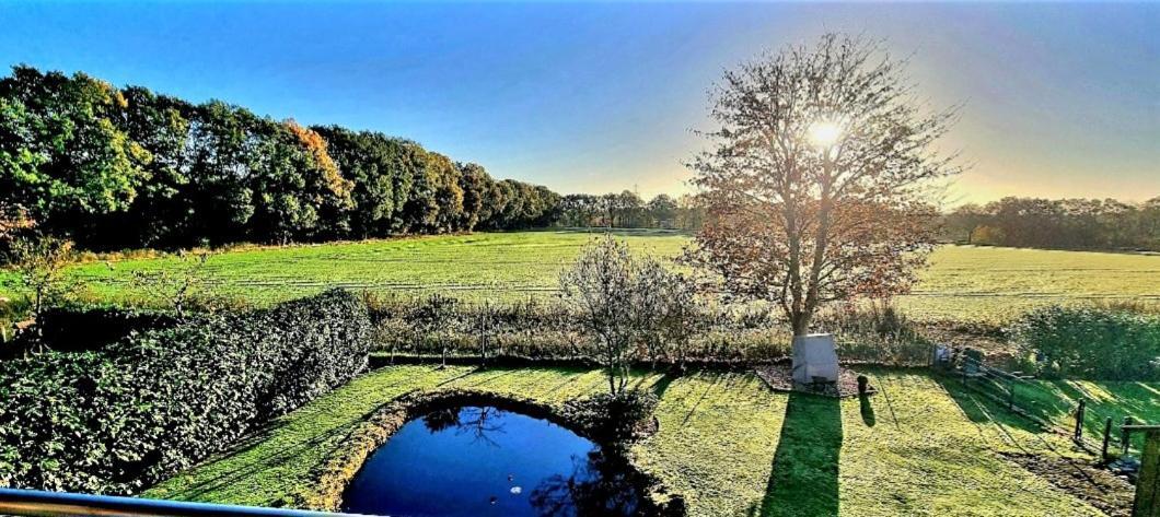 Ferienwohnung Lüneburg-Melbeck, 100 qm mit Fernsicht, ruhige Sackgasse Exterior foto